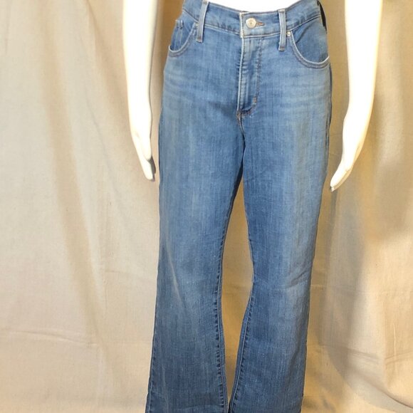 Levi's 315 Shaping Bootcut Jean 31 - Picture 1 of 10